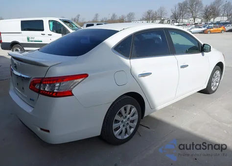 2014 Nissan Sentra S z USA, uszkodzony, nr VIN 3N1AB7AP3EL655558
